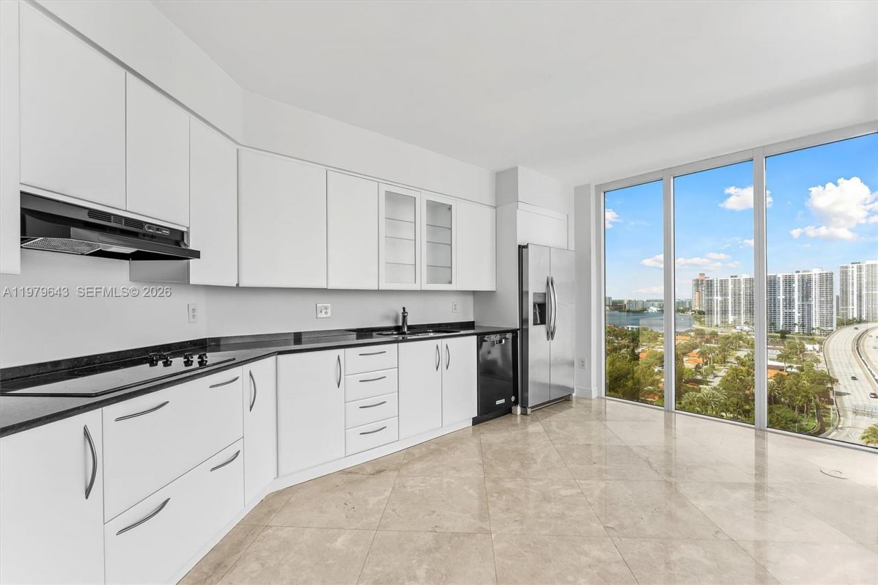 19111 Collins Ave , Unit 1703, Sunny Isles Beach, FL 33160 Photo