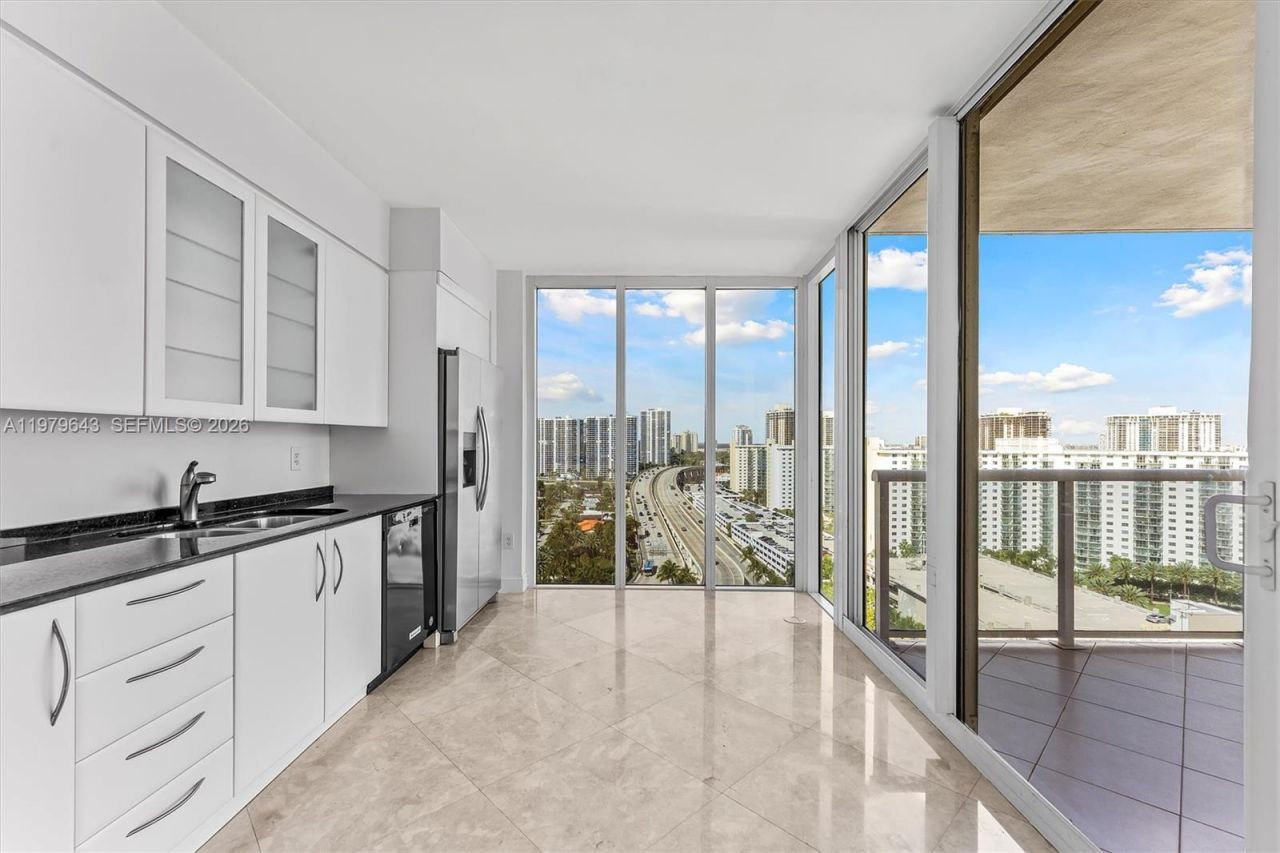 19111 Collins Ave , Unit 1703, Sunny Isles Beach, FL 33160 Photo