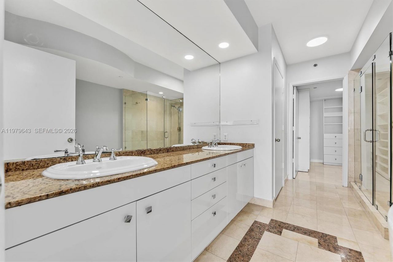 19111 Collins Ave , Unit 1703, Sunny Isles Beach, FL 33160 Photo