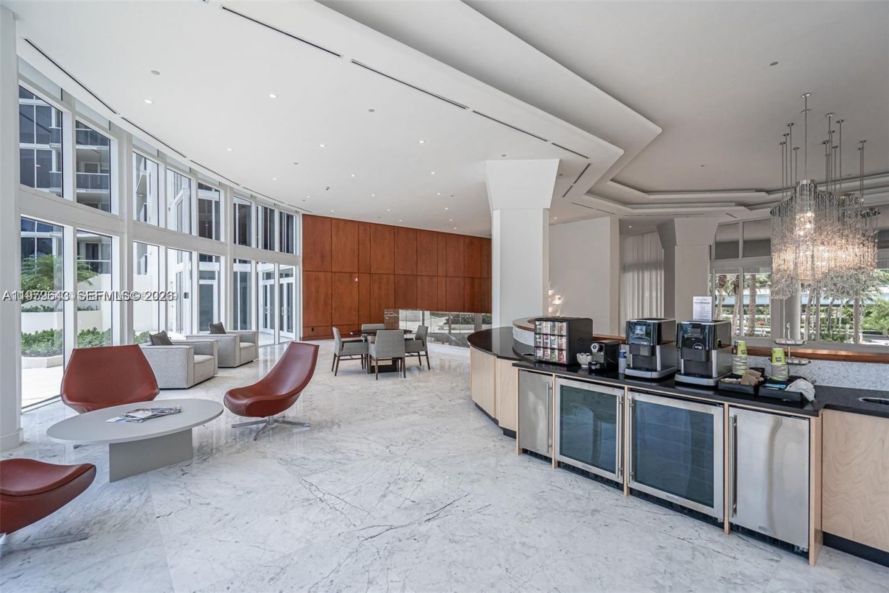 19111 Collins Ave , Unit 1703, Sunny Isles Beach, FL 33160 Photo