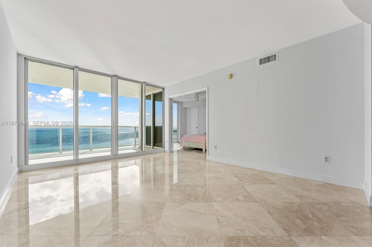 19111 Collins Ave , Unit 1703, Sunny Isles Beach, FL 33160 Photo