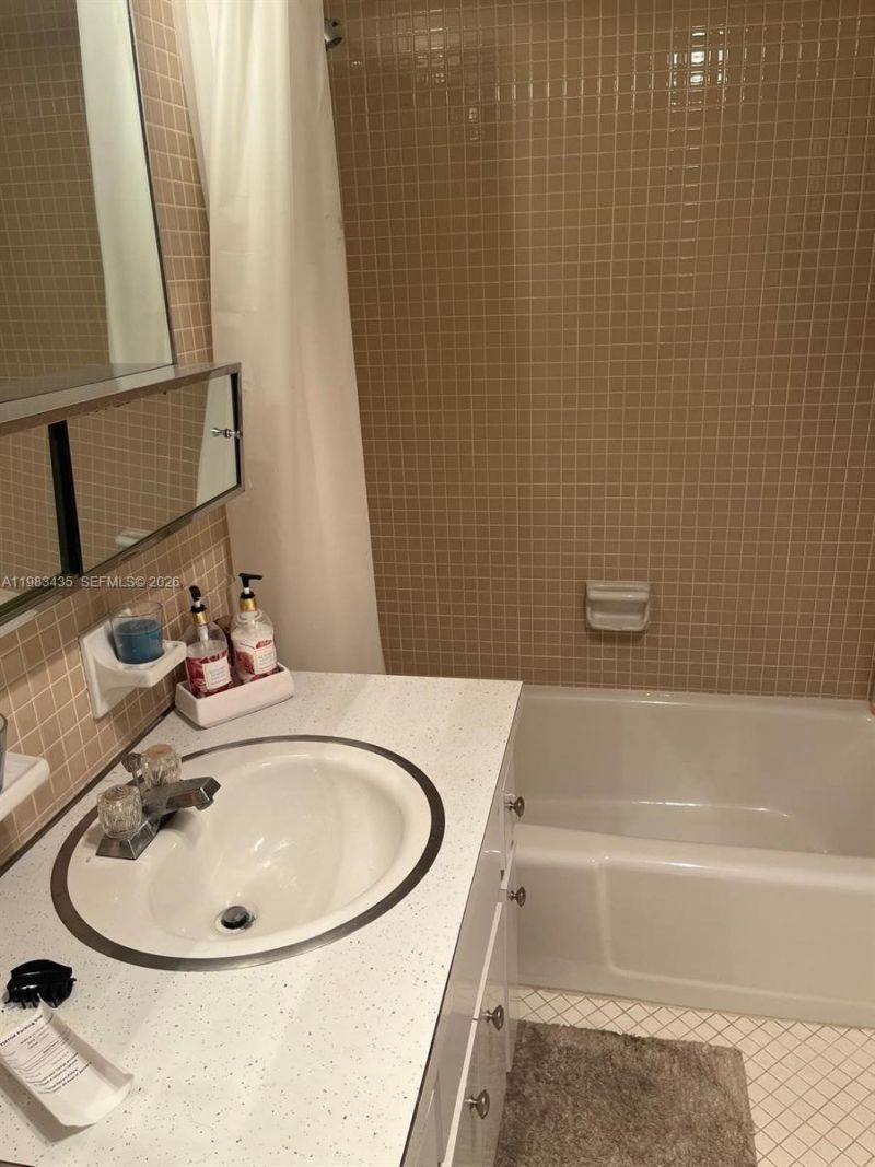 322 N Federal Hwy, Unit 233, Deerfield Beach, FL 33441 Photo