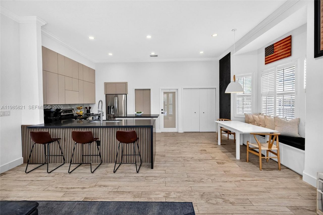 10102 SW 158th Ct , Miami, FL 33196 Photo