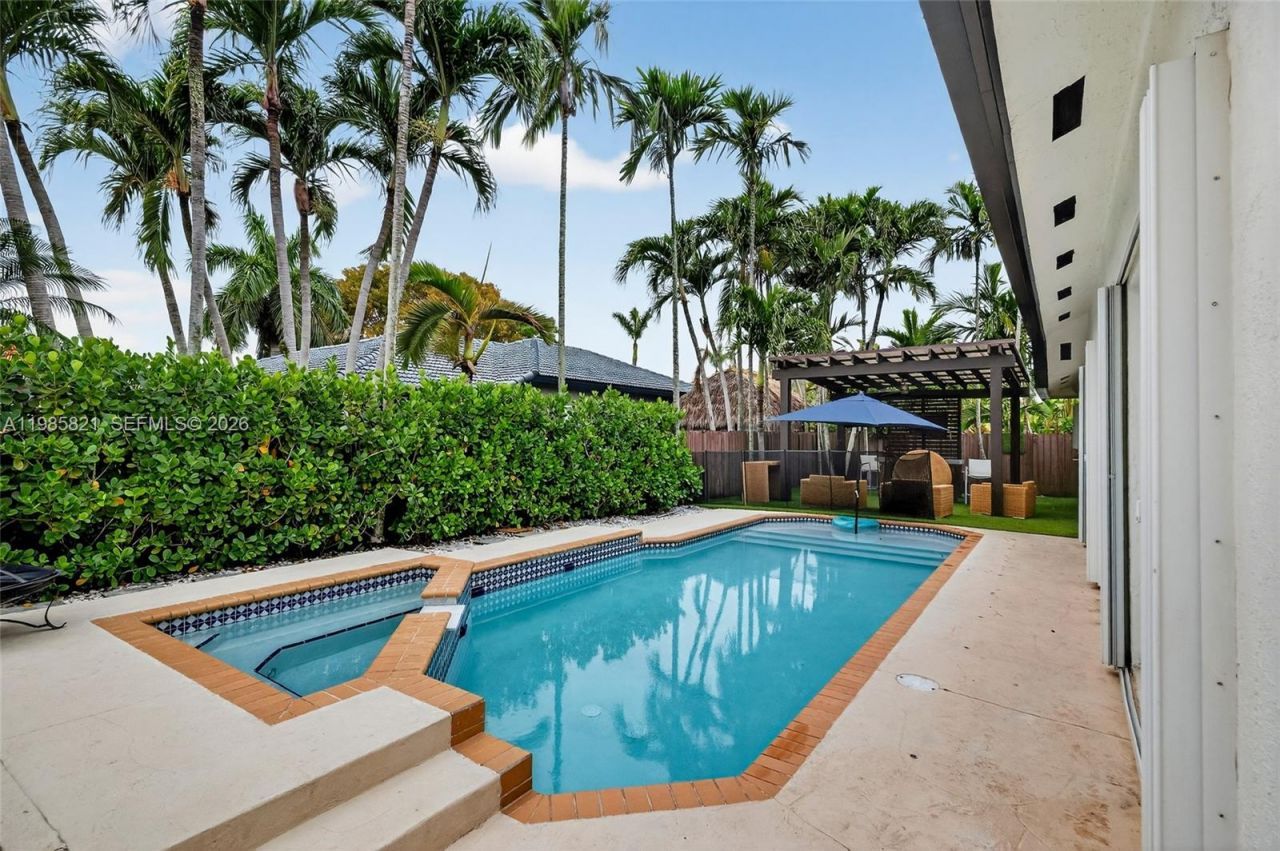 10102 SW 158th Ct , Miami, FL 33196 Photo