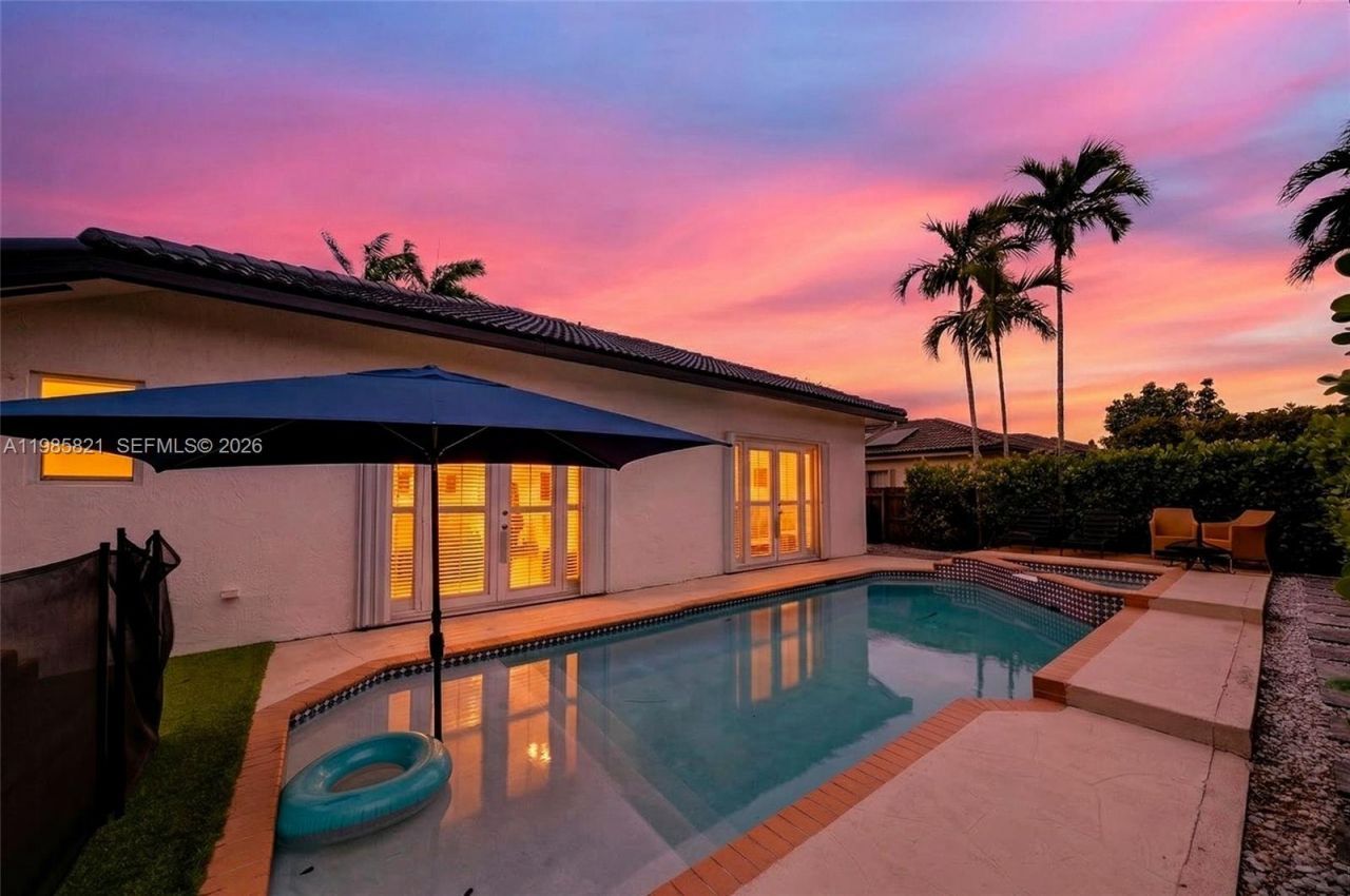 10102 SW 158th Ct , Miami, FL 33196 Photo