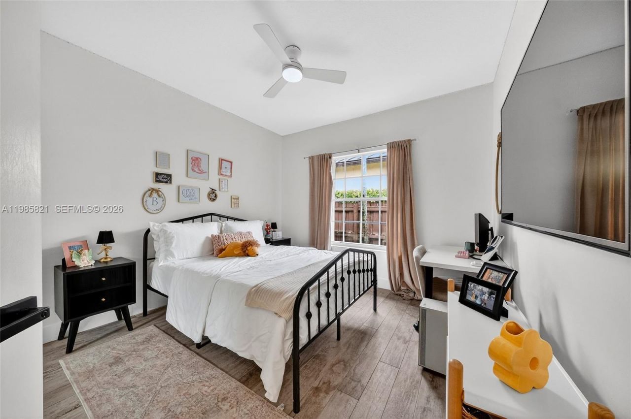 10102 SW 158th Ct , Miami, FL 33196 Photo