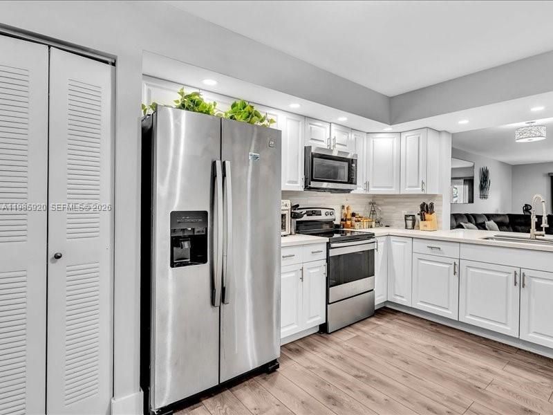 Please Call For Address, Unit 208M, Pembroke Pines, FL 33027 Photo