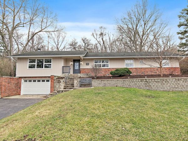 915 Willow Lane, Sleepy Hollow, IL 60118