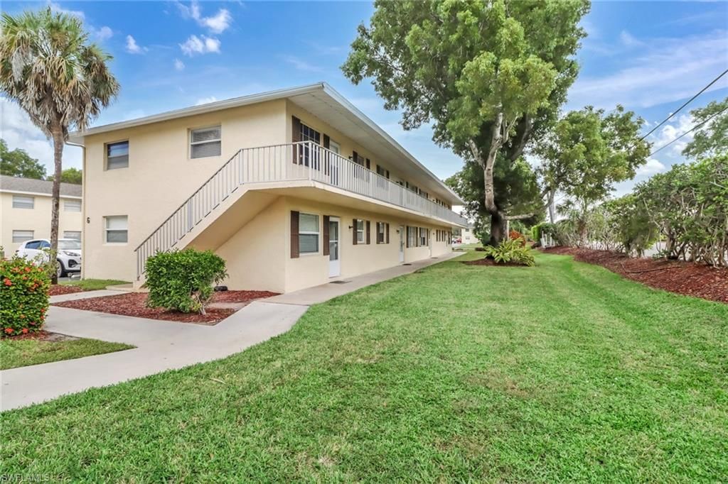 3325 Airport Rd N, Unit G5, Naples, FL 34105 Photo