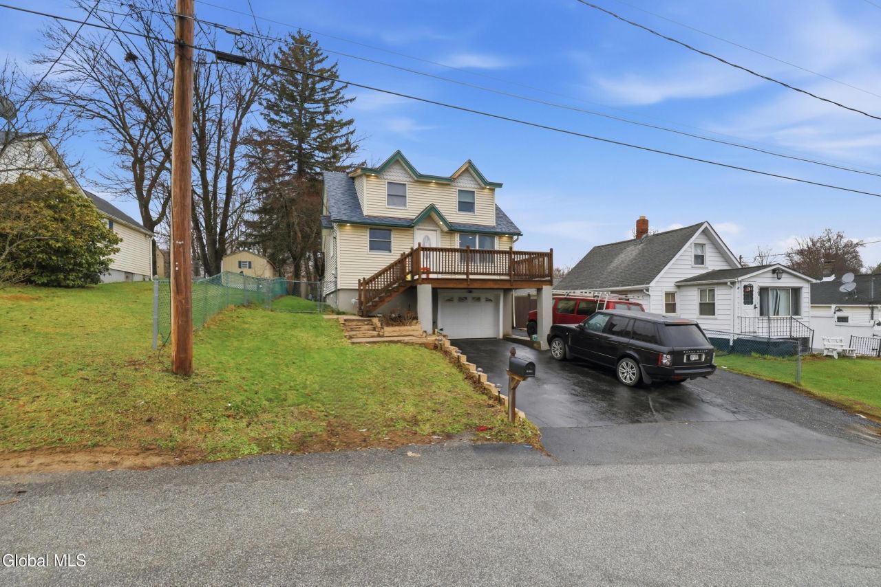 164 Brookline Avenue, Middletown, NY 10940 Main Photo