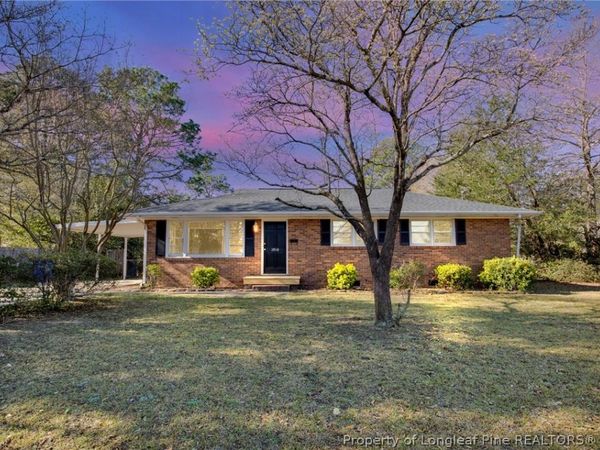 1910 Stockton Drive, Fayetteville, NC 28304