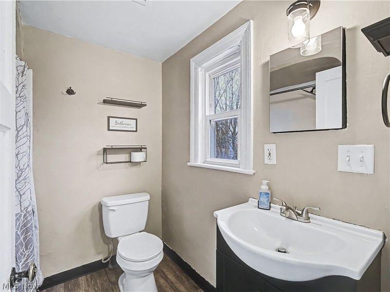 1222 Lily Street , Akron, OH 44301 Photo 16