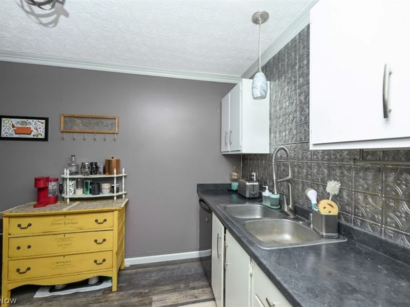 2799 Mull Avenue, Unit 10-B, Copley, OH 44321 Photo 10