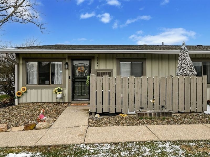 2799 Mull Avenue, Unit 10-B, Copley, OH 44321 Photo 2