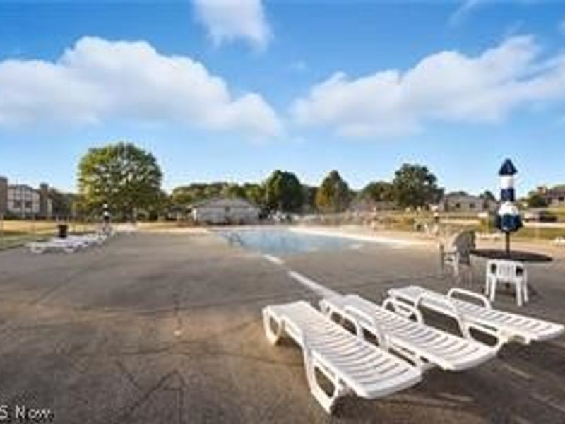 2799 Mull Avenue, Unit 10-B, Copley, OH 44321 Photo 22