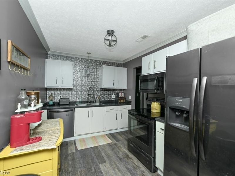 2799 Mull Avenue, Unit 10-B, Copley, OH 44321 Photo 8