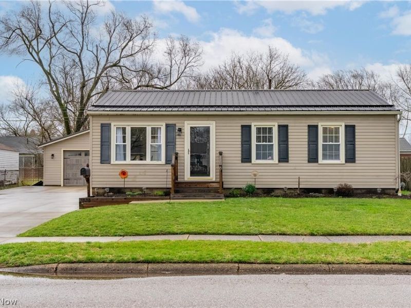 3838 Taft Avenue NE, Canton, OH 44705 Photo 1