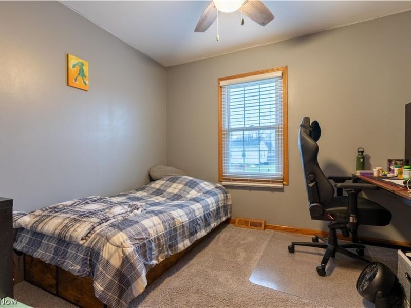 3838 Taft Avenue NE, Canton, OH 44705 Photo 17