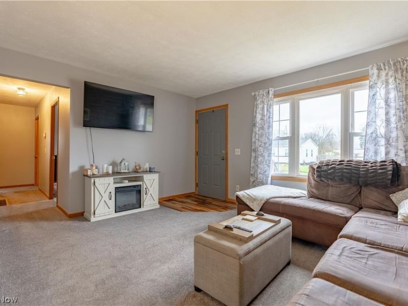 3838 Taft Avenue NE, Canton, OH 44705 Photo 3