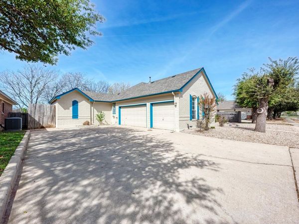 1612 Zunker CV, Round Rock, TX 78665