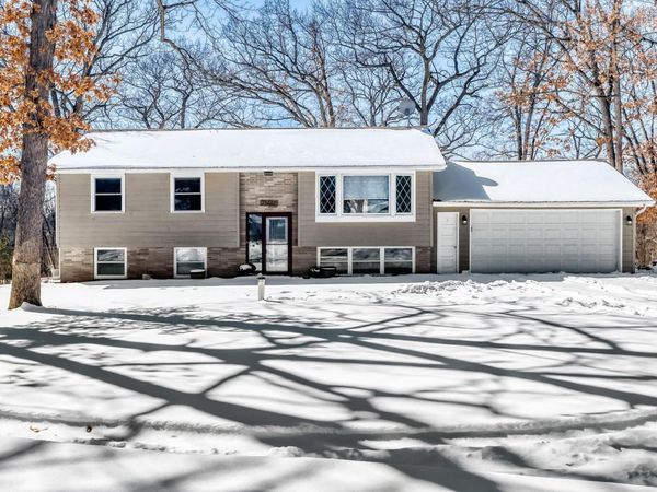 21440 Inwood Avenue N, Forest Lake, MN 55025