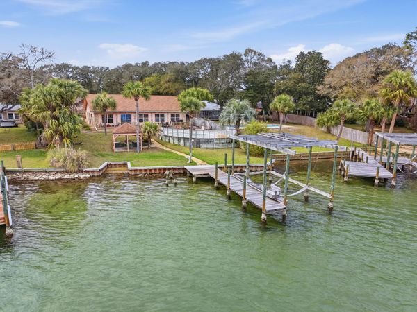144 Monahan Drive, Fort Walton Beach, FL 32547