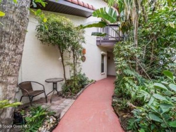 3102 N River Villa Way N, Unit 200, Melbourne Beach, FL 32951