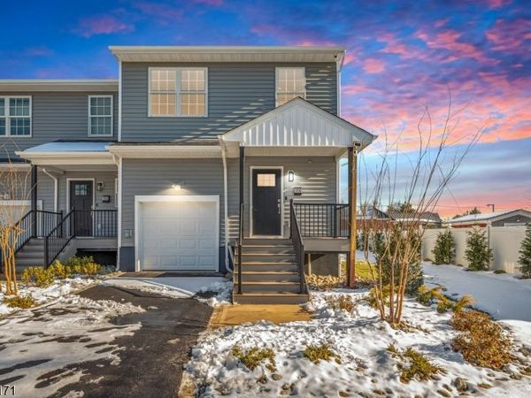 156 N Auten Ave, Somerville, NJ 08876