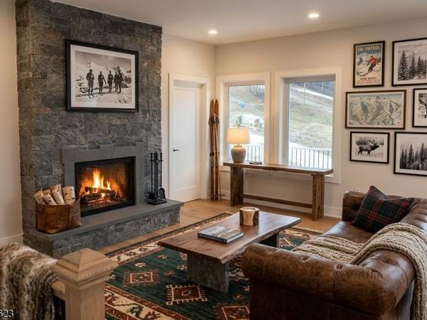 10 Alpine Trl, Vernon, NJ 07462