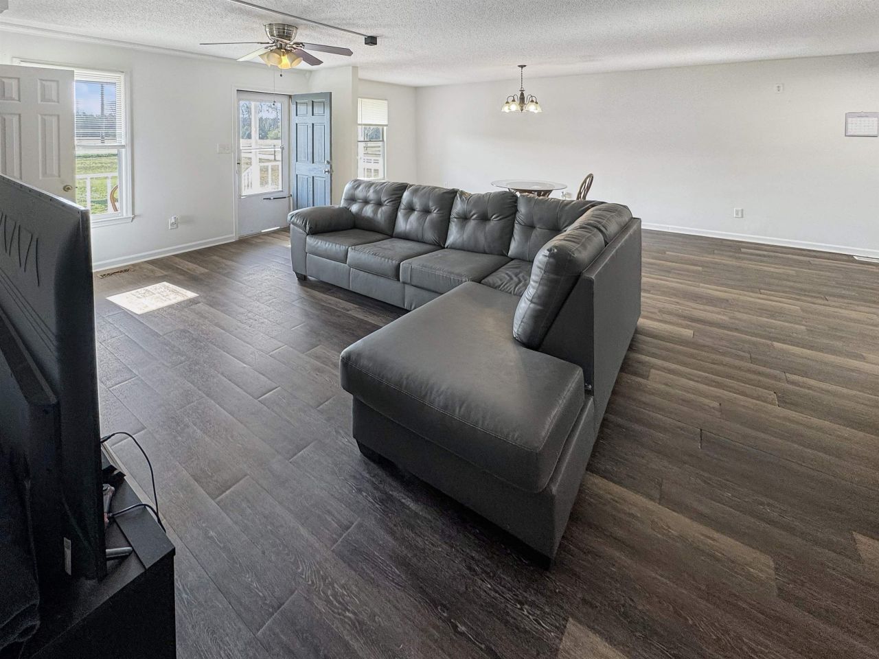 5082 Highway 319 E Photo 7