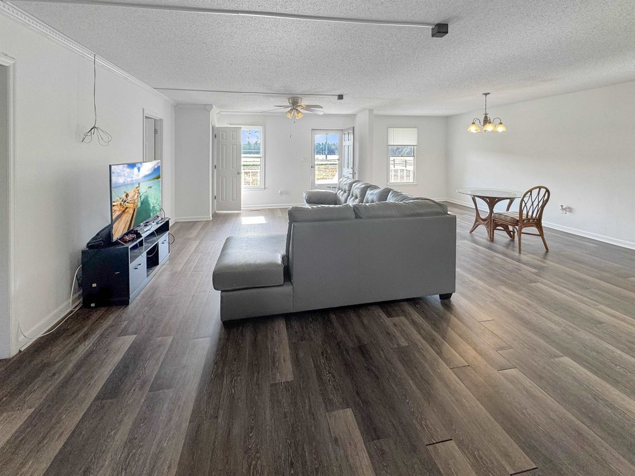 5082 Highway 319 E Photo 8