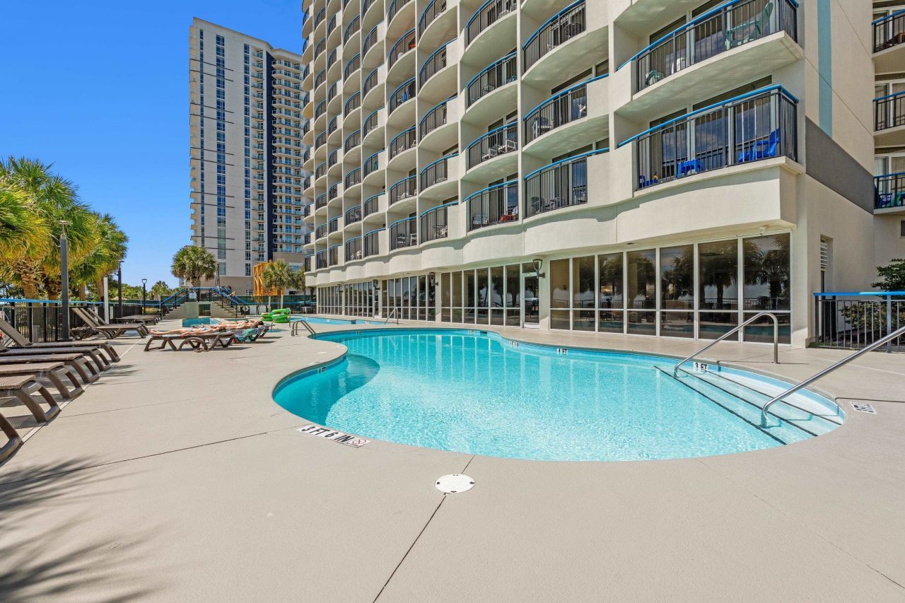 2300 Ocean Blvd. N  Photo 23