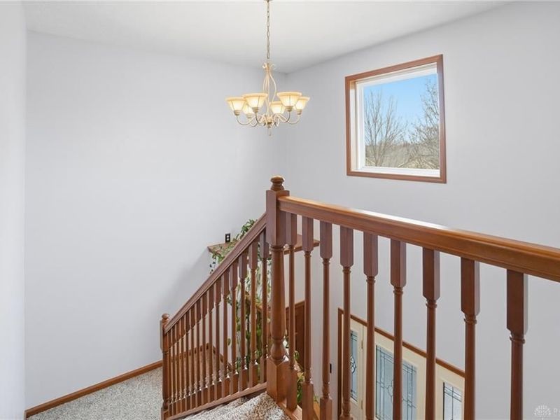 661 Willow Point Court, Troy, OH 45373 Photo 24