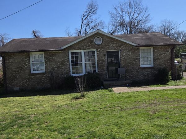 160 Haynes Park Dr , Nashville, TN 37218