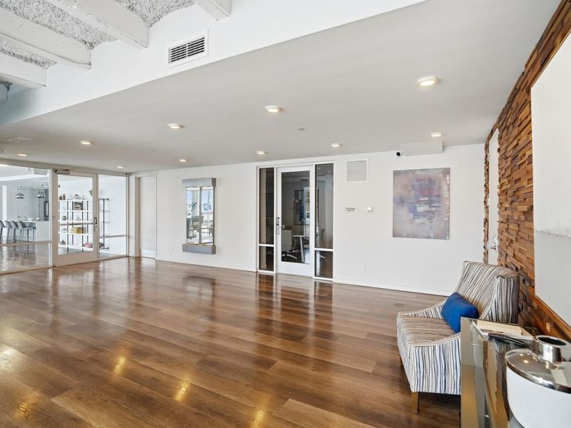 120 Main Street, Unit 205, Newport, KY 41071 Photo 2