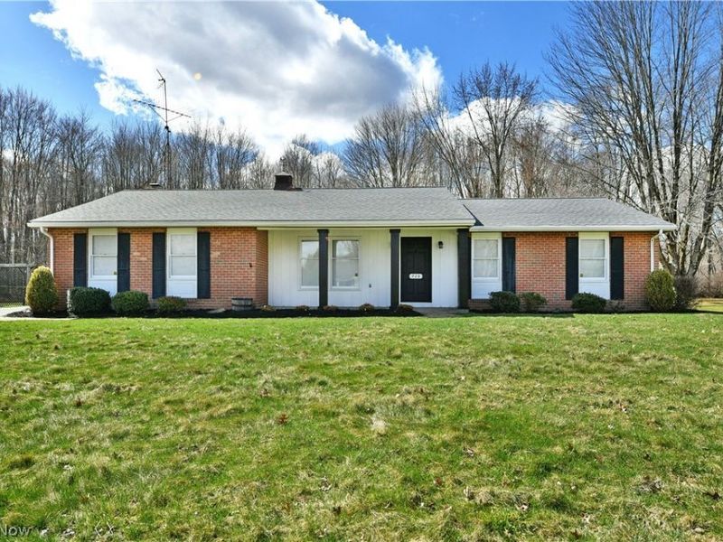 928 Bedford Road , Brookfield, OH 44438 Photo 1