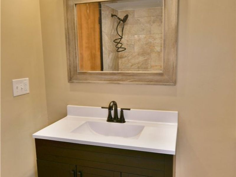 928 Bedford Road , Brookfield, OH 44438 Photo 37