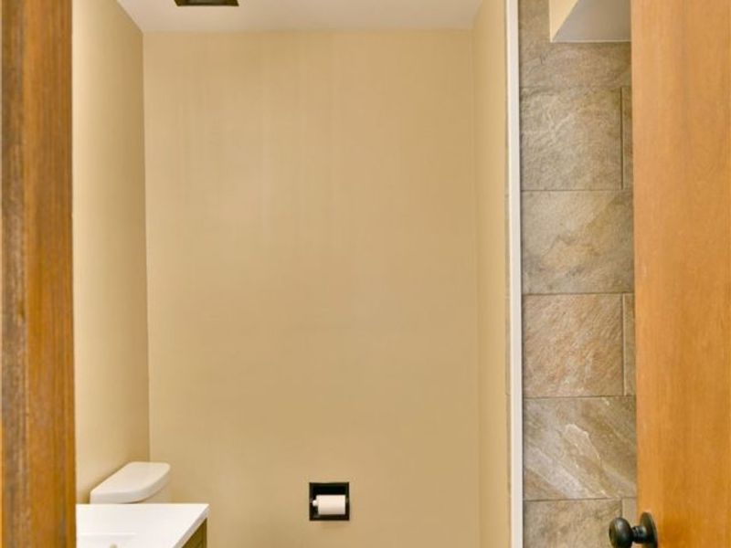 928 Bedford Road , Brookfield, OH 44438 Photo 39