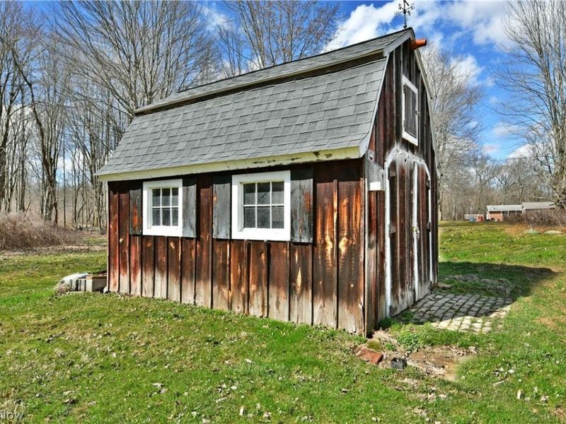 928 Bedford Road , Brookfield, OH 44438 Photo 49