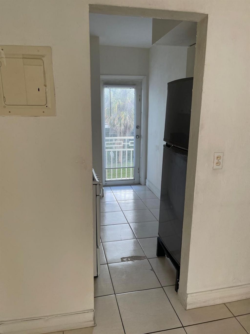 6944 Byron Avenue, Unit 16, Miami Beach, FL 33141 Photo
