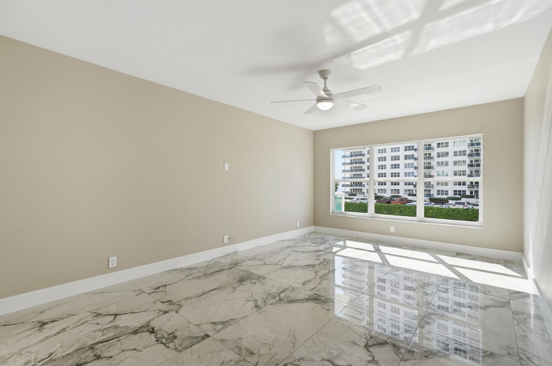 3550 Galt Ocean Drive, Unit 305, Fort Lauderdale, FL 33308 Photo