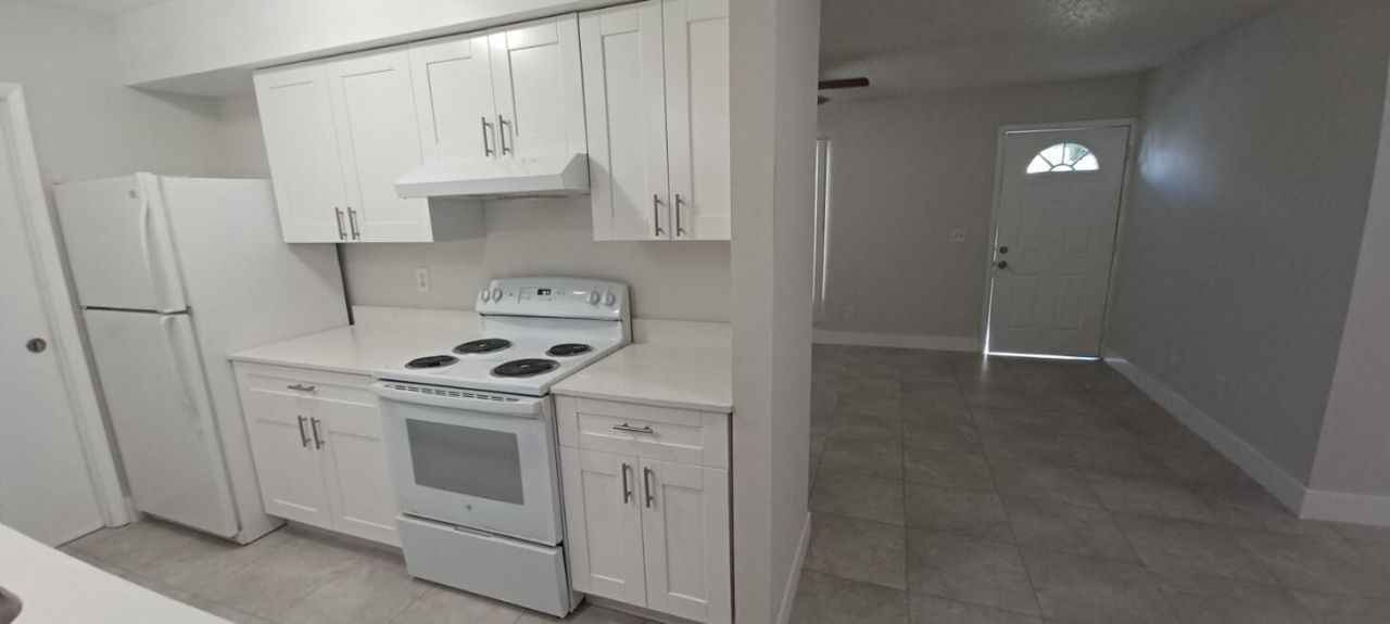 844 SE Festivo Court, Port Saint Lucie, FL 34983 Photo