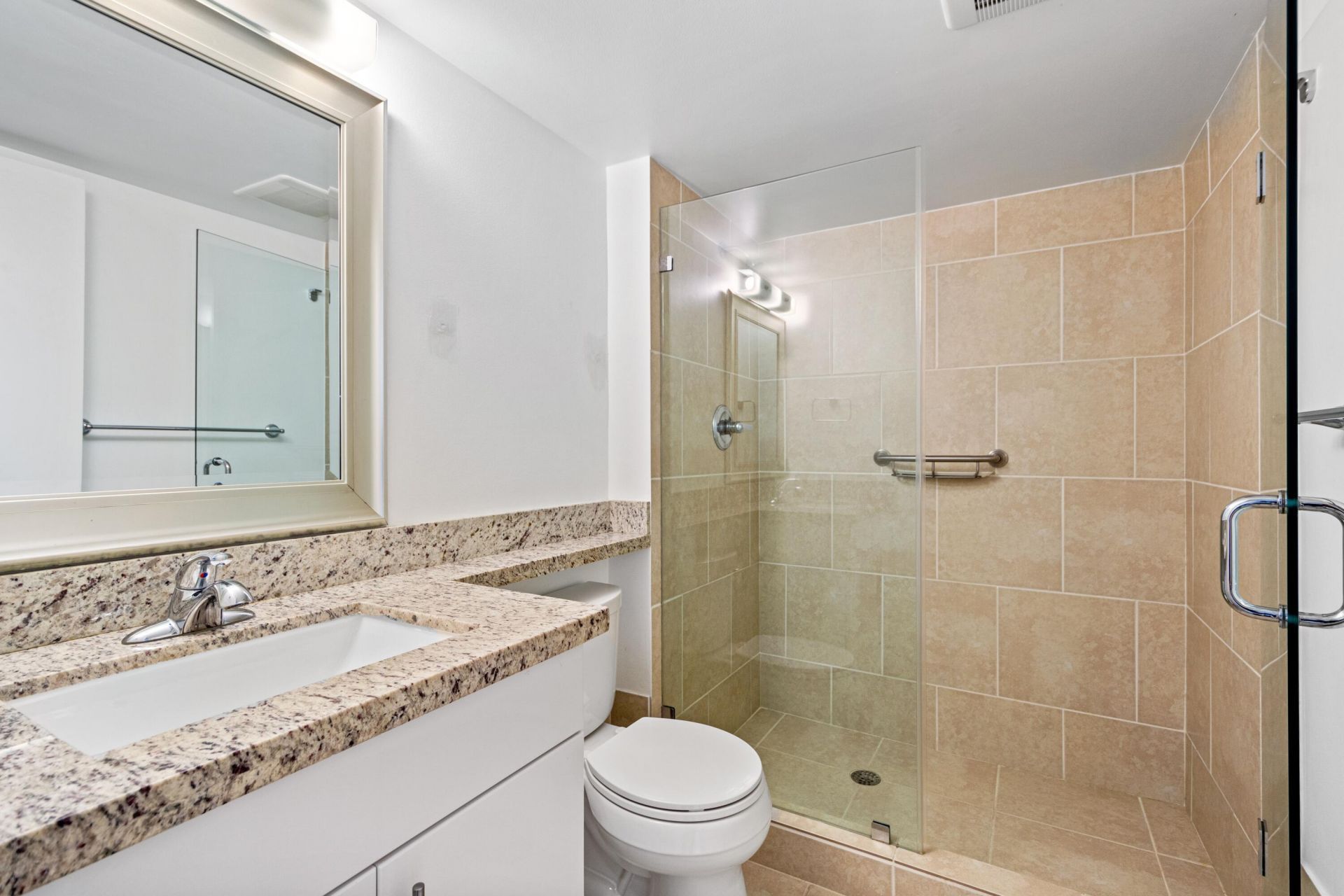 5000 N Ocean Boulevard, Unit 208, Lauderdale by the Sea, FL 33308 Photo