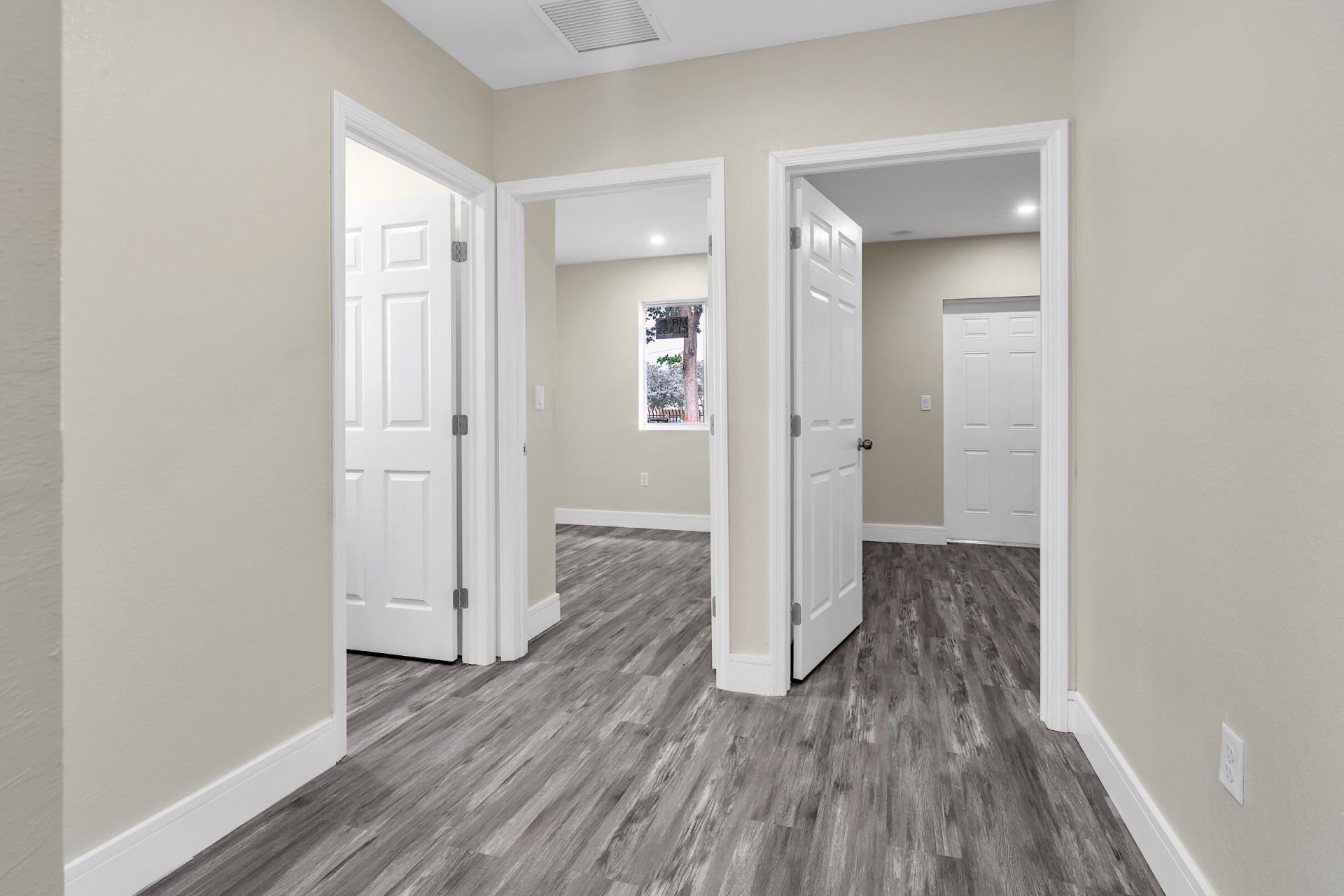 2451 NW 21st Street, Fort Lauderdale, FL 33311 Photo