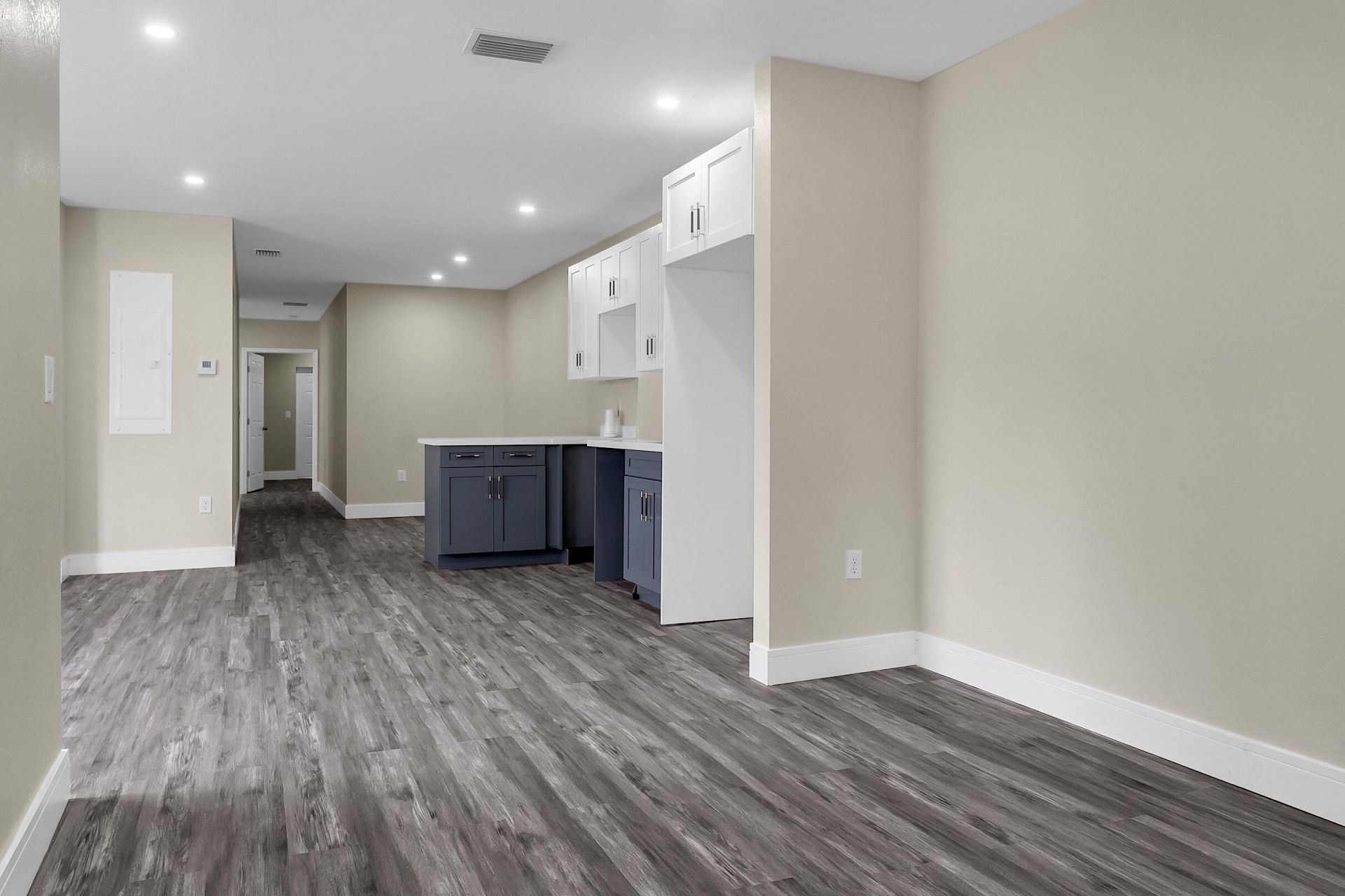 2451 NW 21st Street, Fort Lauderdale, FL 33311 Photo