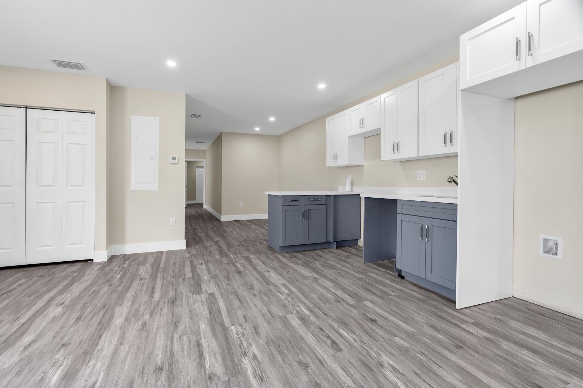 2451 NW 21st Street, Fort Lauderdale, FL 33311 Photo