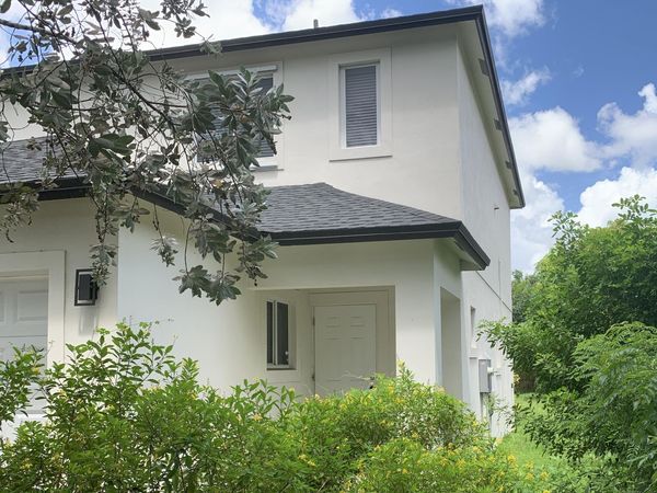 5625 Pierce Street, Hollywood, FL 33021