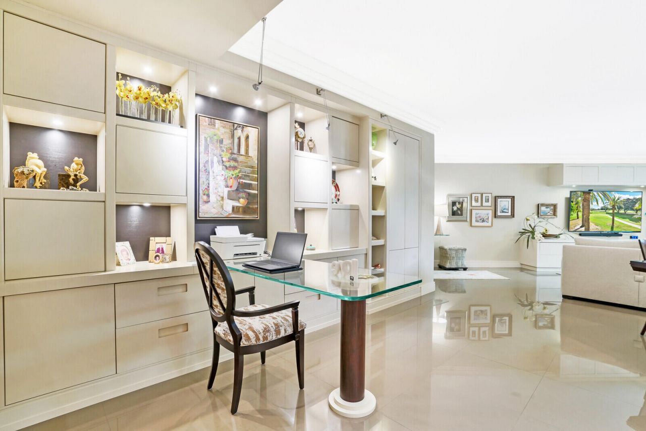 550 SE Mizner Boulevard, Unit B209, Boca Raton, FL 33432 Photo