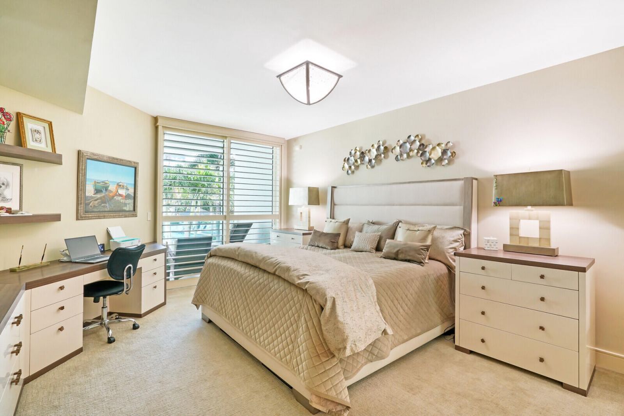 550 SE Mizner Boulevard, Unit B209, Boca Raton, FL 33432 Photo