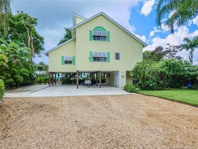 765 SW Rustic Circle, Stuart, FL 34997 Photo